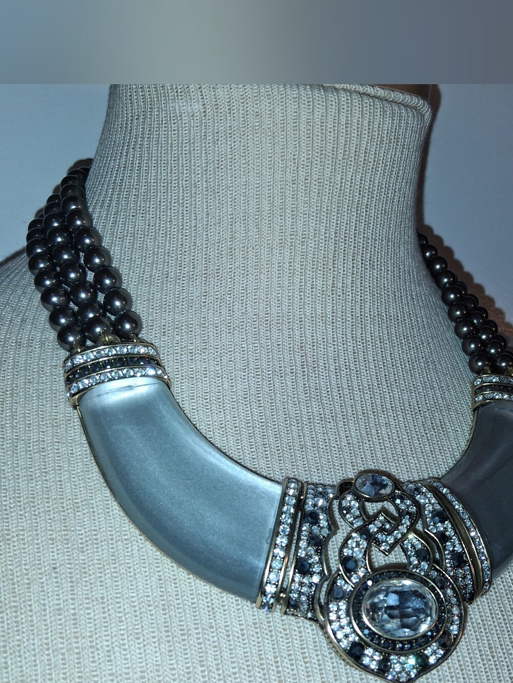 HEIDI DAUS Elegant Grey Statement Necklace with Crystal Accents with RING